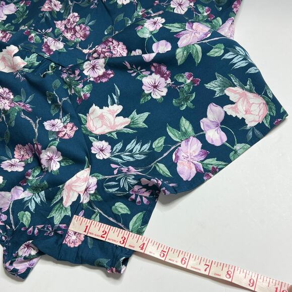 Torrid Melinda Floral Shorts Romper Blue Plus Size 2X - Picture 8 of 10